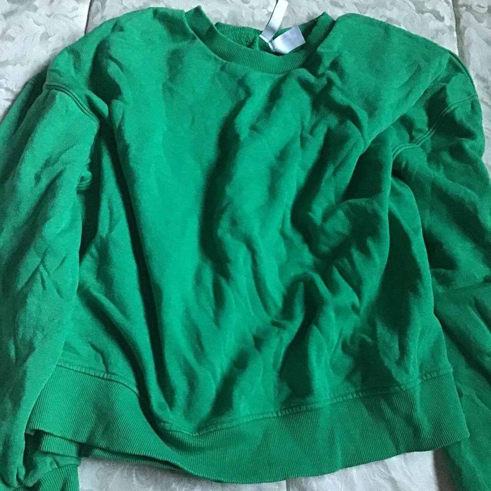 HM DIVIDED GREEN SWEATSHIRT